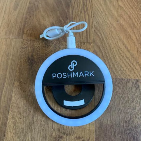 🆕 Poshmark Ring Light - Picture 3 of 8